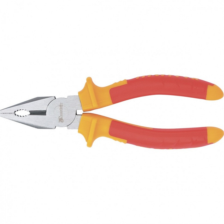 Изображение товара Плоскогубцы комбинированные Matrix Professional Insulated 16905 200 мм Изображение товара Плоскогубцы комбинированные Matrix Professional Insulated 16905 200 мм