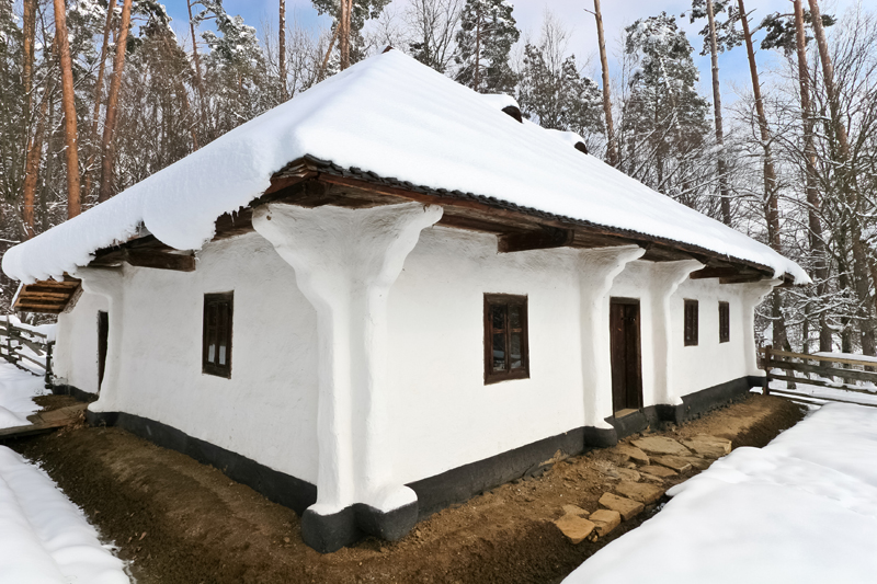 Как установить снегозадержатель на крышу дома